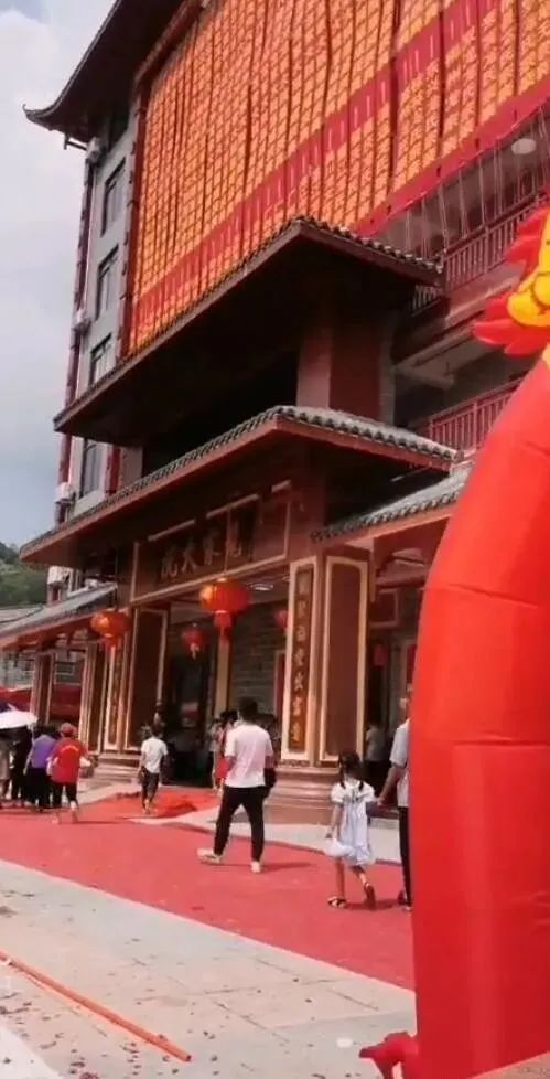 請問這是同一個人嗎？插圖7