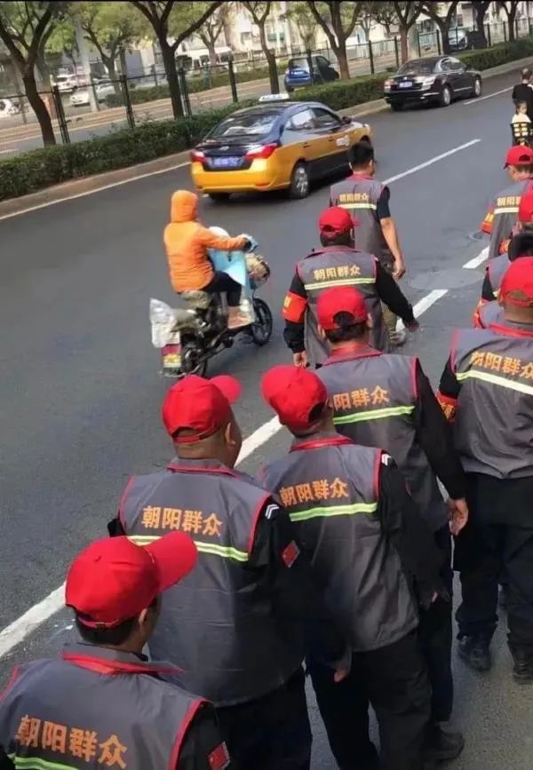 小姐姐?睡過站了,要不要叫醒她?插圖7 小姐姐?睡過站了,要不要叫醒她?插圖7