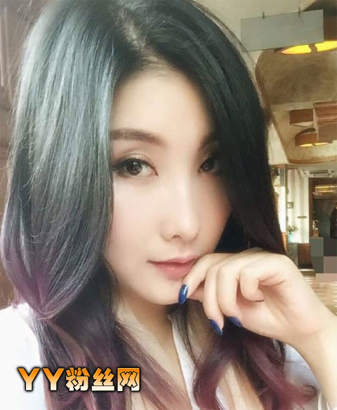 非誠勿擾張云靜美艷私房照 張云靜個人資料微博三圍身高胸多大