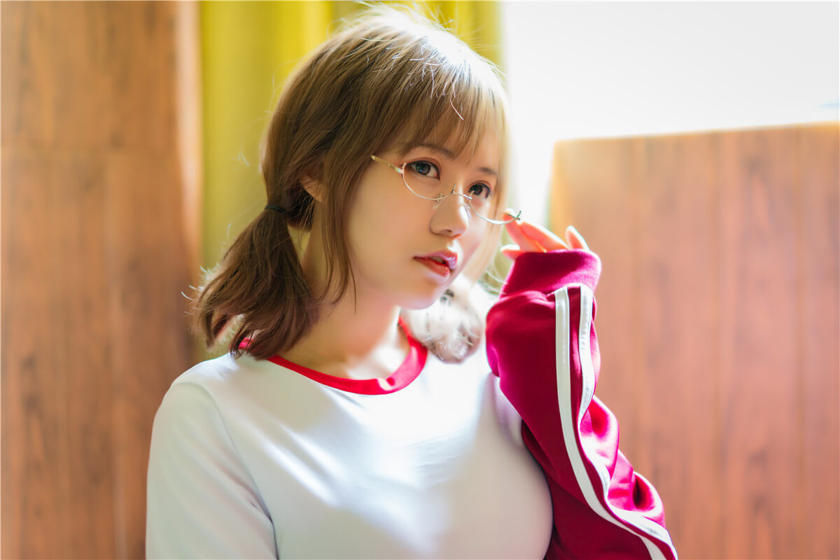 公認的lsp女神@小倉千代w 個人介紹及作品圖片