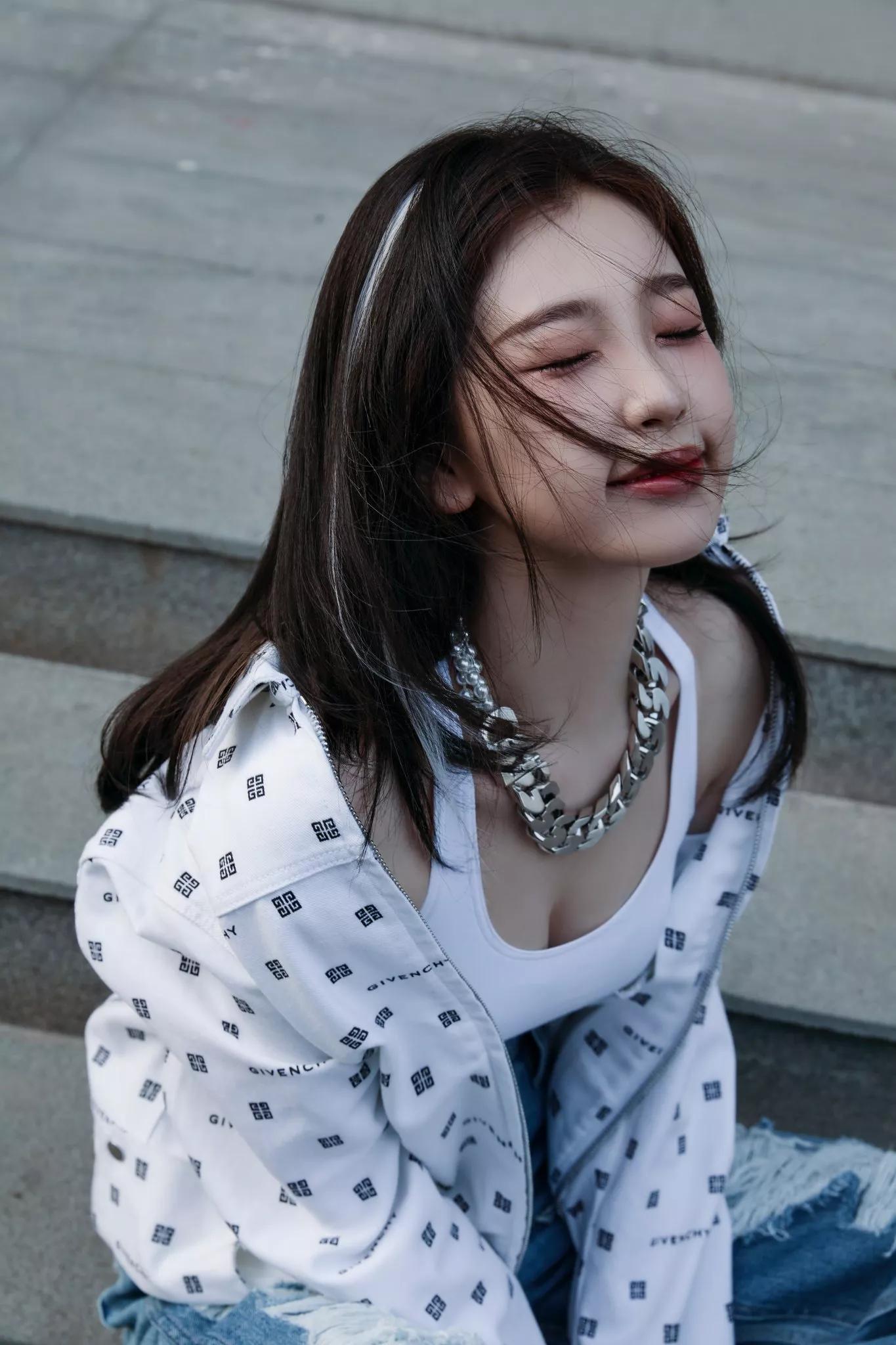 國內(nèi)地女演員、歌手 虞書欣美照欣賞插圖17